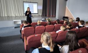15.09.26 -  "Быть бдительным, не значит подозрительным"